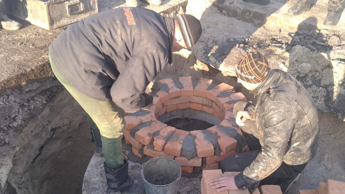 Працівники КП «Лубни-водоканал» ліквідували аварію на каналізаційному колекторі